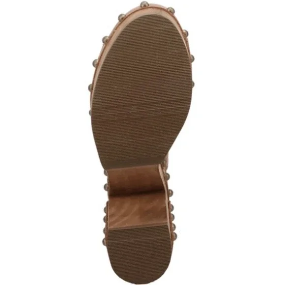 Dingo Women's Free Spirit Wooden Sandals DI2331 TAN Size 7